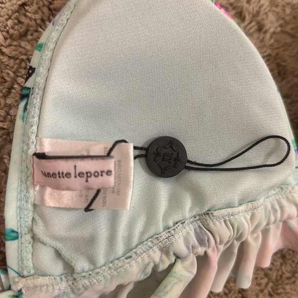 Nanette Lepore Aileen Triangle Bikini Top Green Floral & Butterfly SKU0914 NWOT - Picture 7 of 10